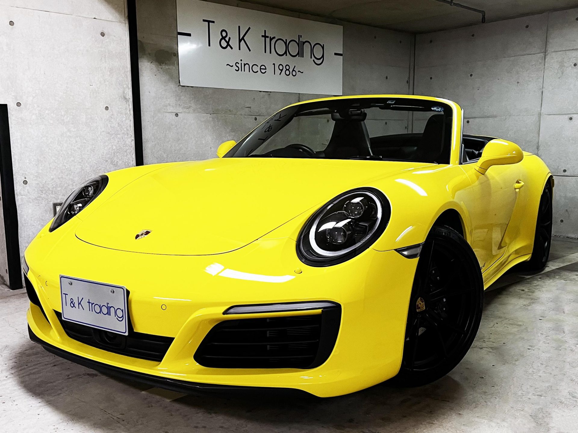 ポルシェ 991 カレラ4S カブリオレ PDK レーシングイエローを買い取り致しました！！